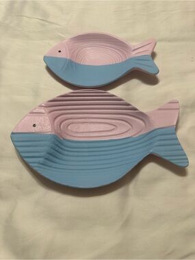 Source Unknown Pink and Blue Fish Wall Art Set